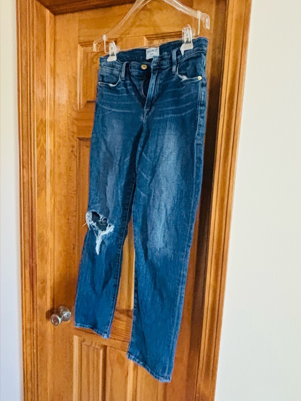Distressed Blue Women's Jeans Frame brand
